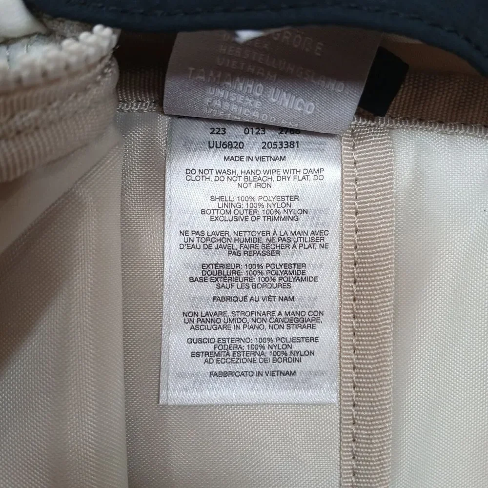 Columbia Helvetia 14L Backpack Womens Unisex Stone Ivory White Sherpa $65‎ NEW